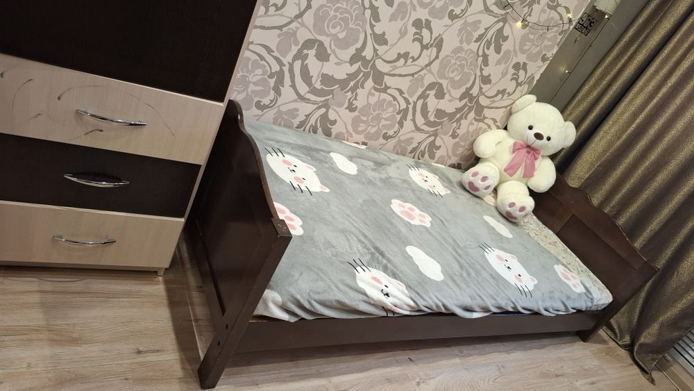 Продается двухярусная кровать