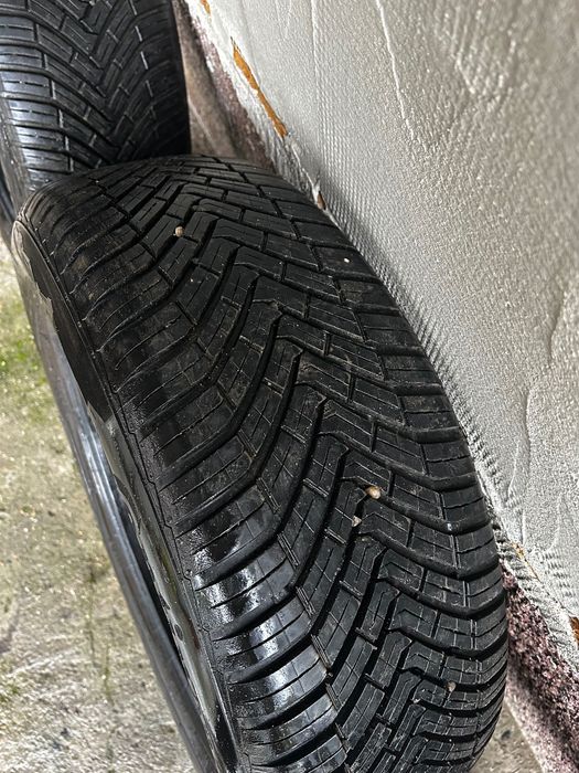 Anvelope Continental All Season 215/55 R 17 An 2024 stare foarte buna