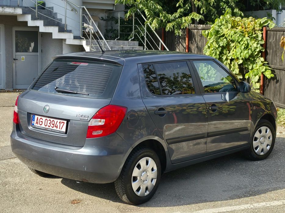 SKODA Fabia 2010 — imagine 3