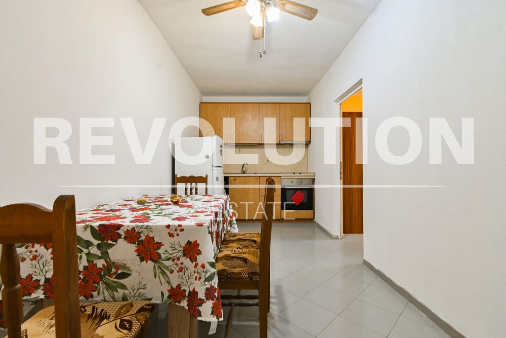 Дава се под наем Тристаен апартамент в София, Център - 65 кв.м за 650 € - Снимка #3