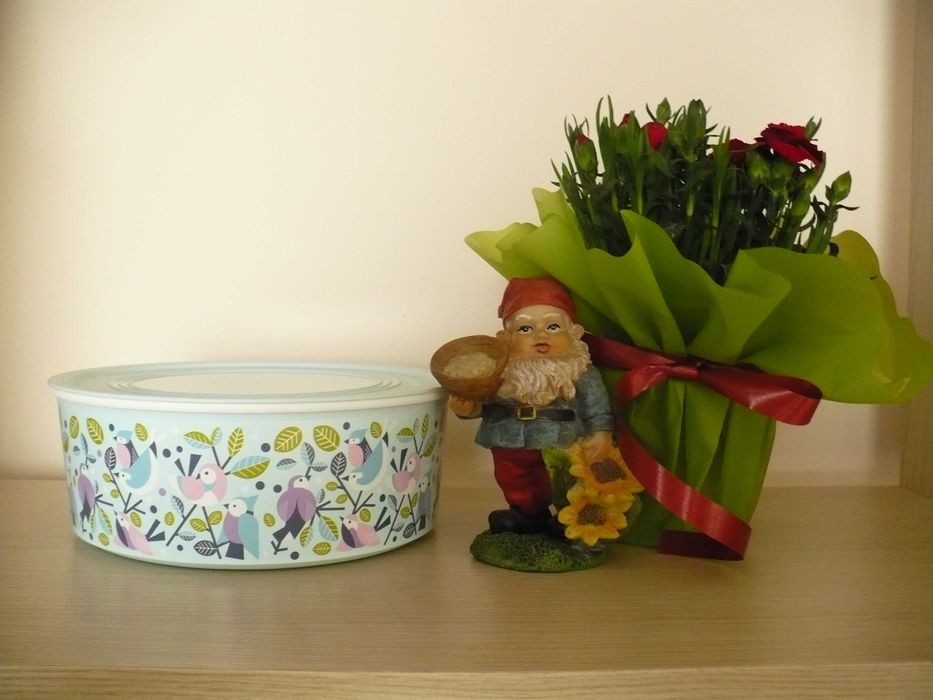 Купи Туто Фреско правоъгълни 2.1л ,  кръгли 1,5л и квадрат 500мл