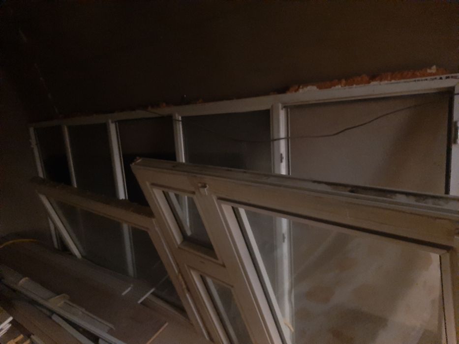 Продоётся акфа рамы и решотка для балкона