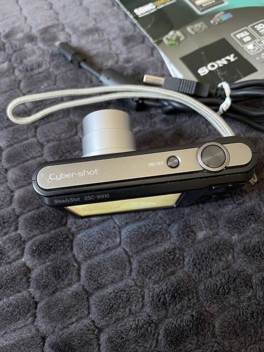 Aparat Foto Digital SONY Cyber-Shot Steadyshot DSC-W810 Black 20.1 MP