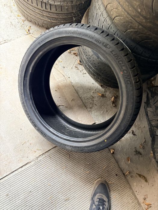 215/40/17 гуми 5 броя, марка LINGLONG TIRE