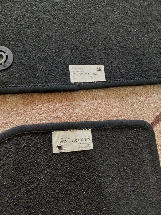 Облекла , стелки и ограничител мрежа за товарен отсег Skoda