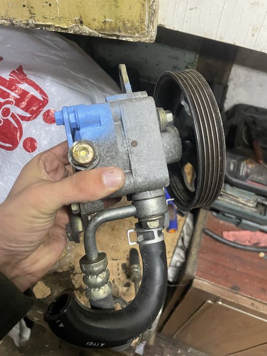 Продам гидроусилитель руля мазда 626gf