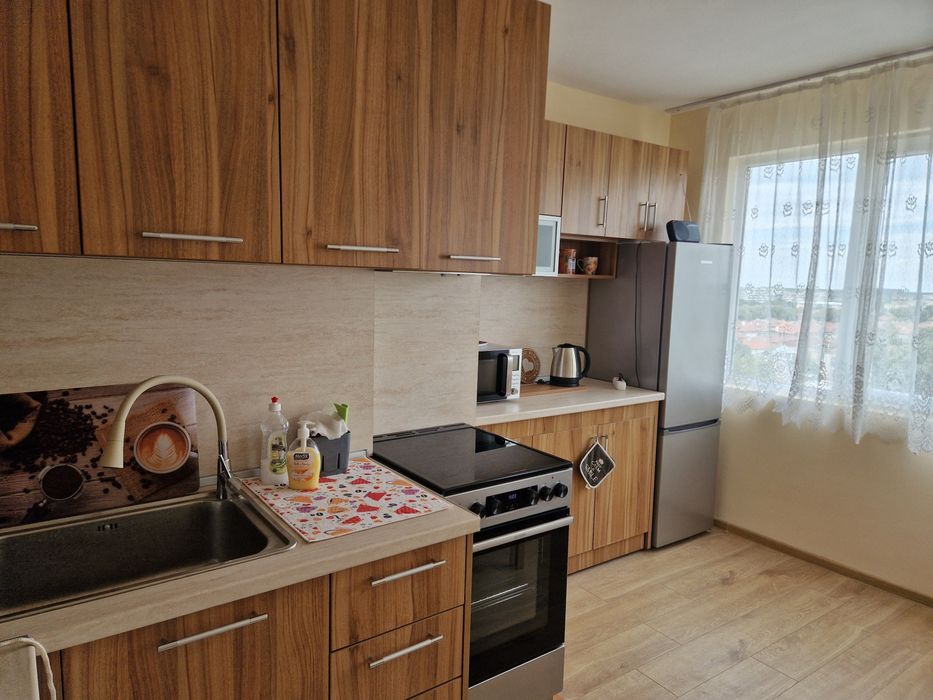 Продава се Тристаен апартамент в Силистра, в.з. Юг - 81 кв.м за 1161 €/кв.м - Снимка #11