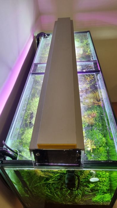 Лампа за аквариум гр. София Дружба 2 • OLX.bg