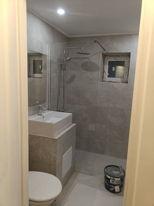Execut lucrări de construcții interior exterior
