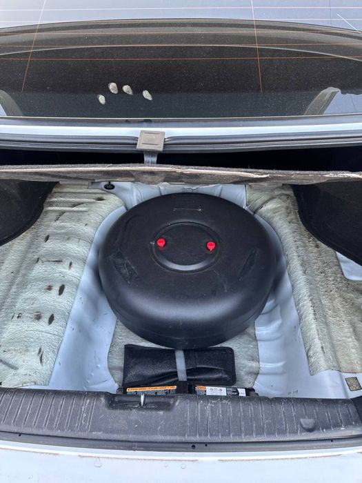 Jentra sotiladi yil 2021 kraska tozza yurgani xalol 26.000yurgan kelib