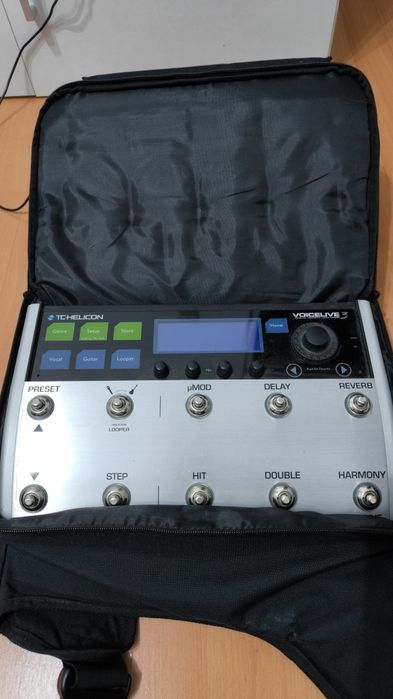 Procesor  TC Helicon VoiceLive 3 - Stare impecabila + Geanta inclusa