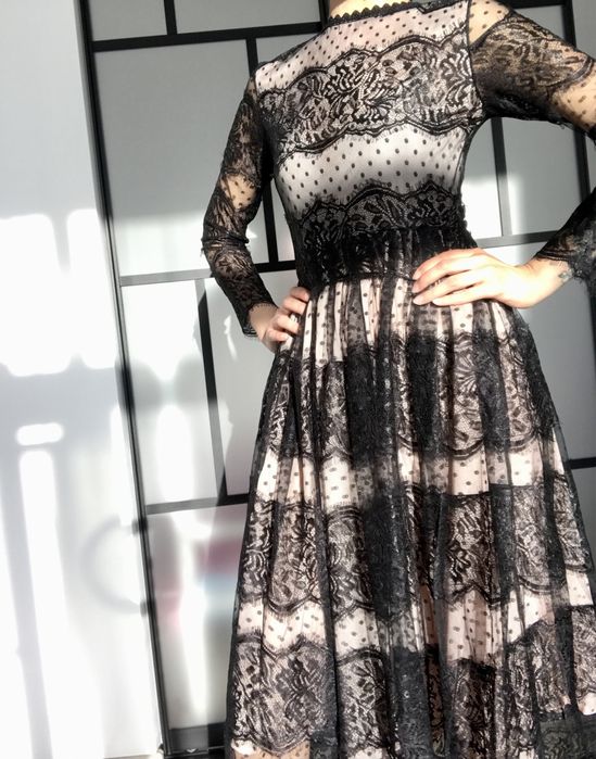 Платье новое 42-44. Сидит идеально фигуре