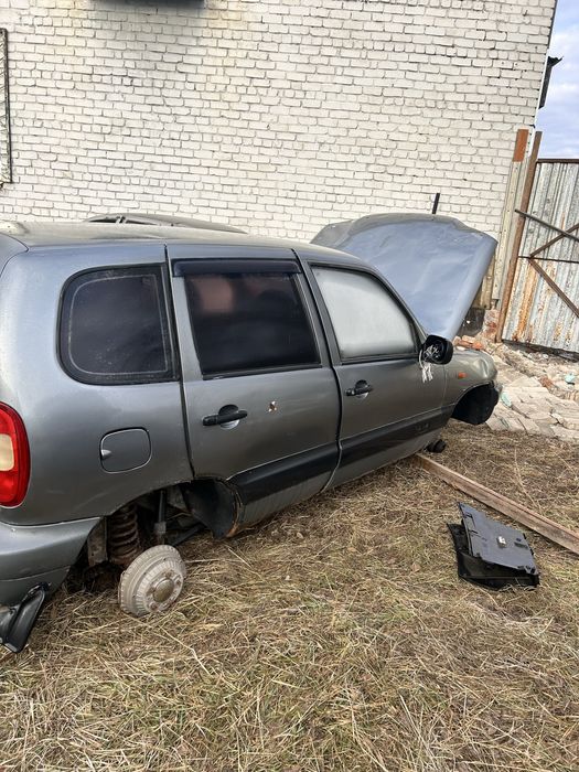 Разбор шевроле нива