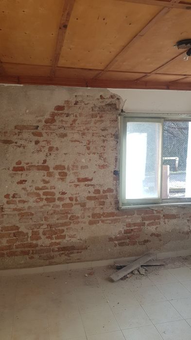 Продава къща в с.Палатово общ.Дупница