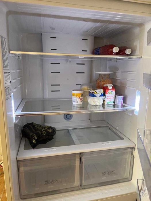 Продаю холодильник Самсунг