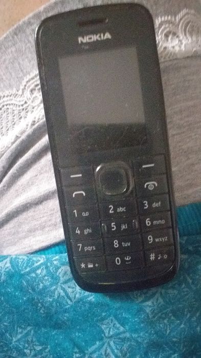 Telefon mobil cu butoane