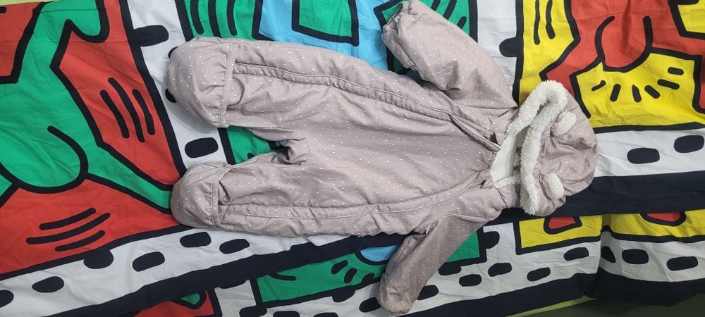 Продавам космонавти