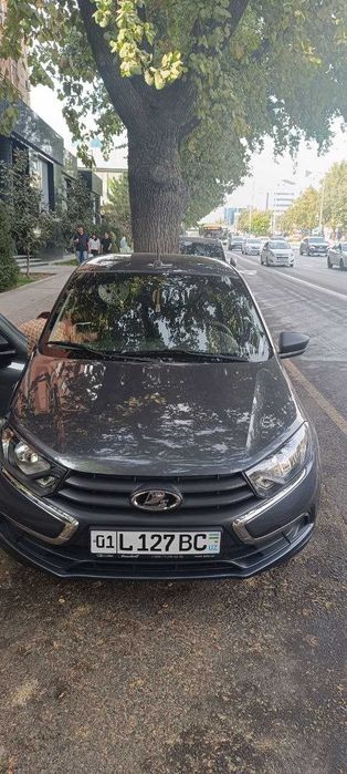 Автомобиль Lada granta