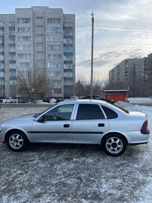 Продам машина Opel