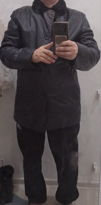 Продам кожаный сюртук.зимний.