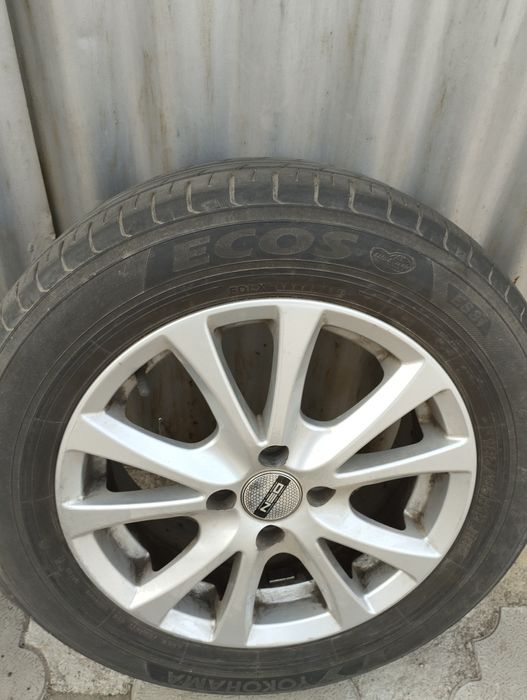 Шины летние 185/65/15 без диска