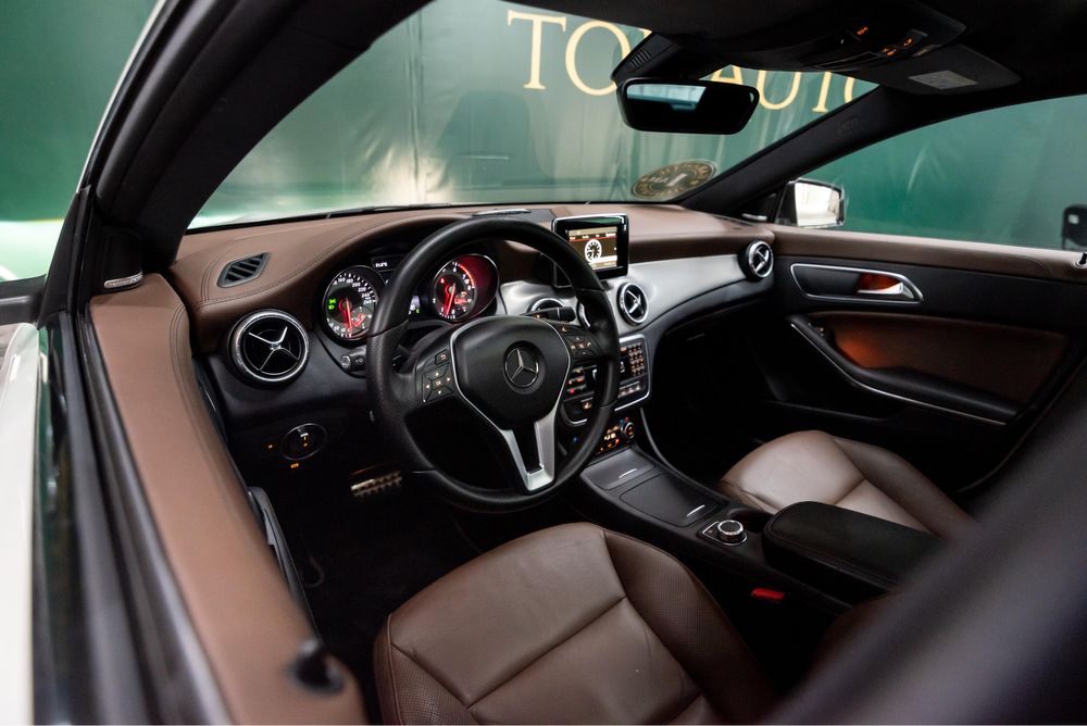 Volan Mercedes AMG complet cu padele si airbag