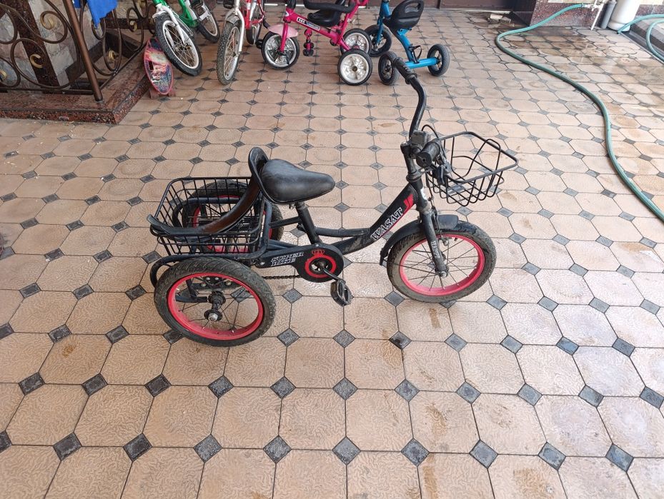 Отдам даром ведисипед. Детский нужно отремонтировать