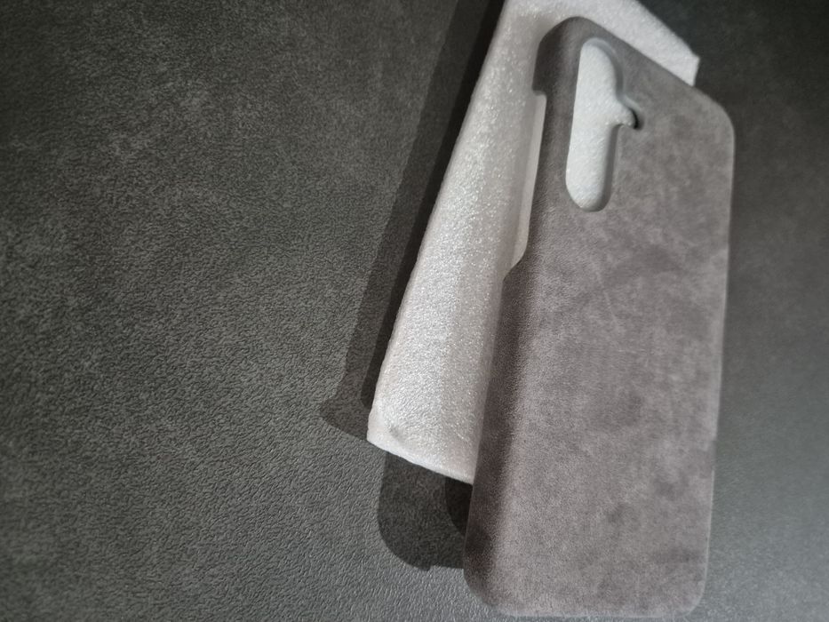 АЛКАНТАРА кейс калъф S24 - последни!и