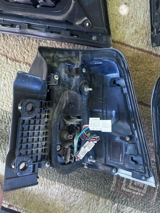 Комплект задних фар на Лексус570