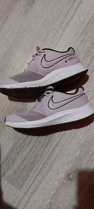 Дамски маратонки Nike star runner 2