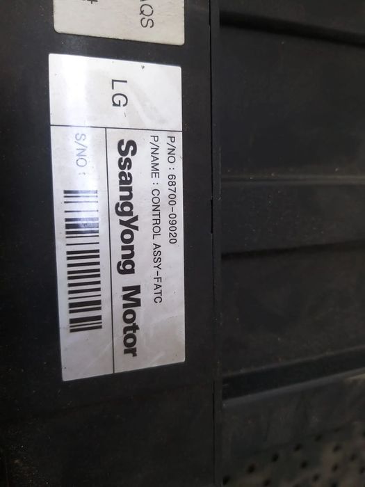 Panou comanda clima ac ssangyong kyron 6870009020