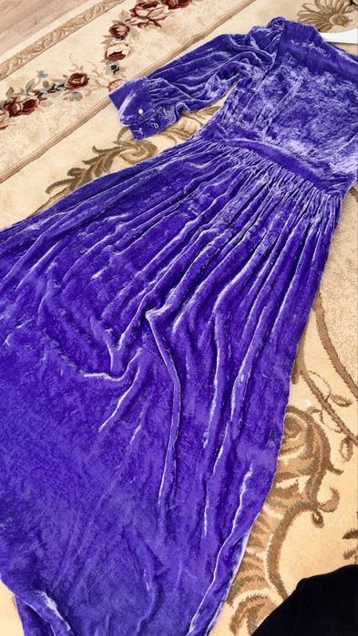 Велюровое платье