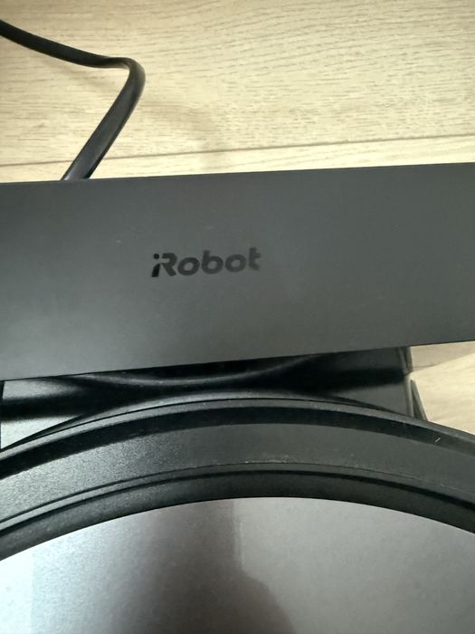 Прахосмукачка робот iRobot Roomba 2в1