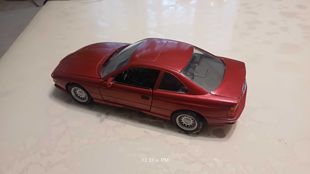 BMW 850 1:18,   БМВ умален метален модел в 1:18
