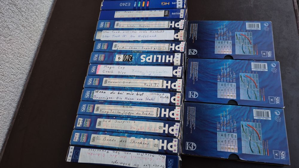 Vând 19 casete video VHS Philips  originale colectie anii 1970-1990