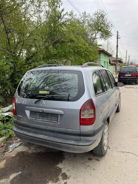 Opel zafira 2.2TDI 125hp само на части