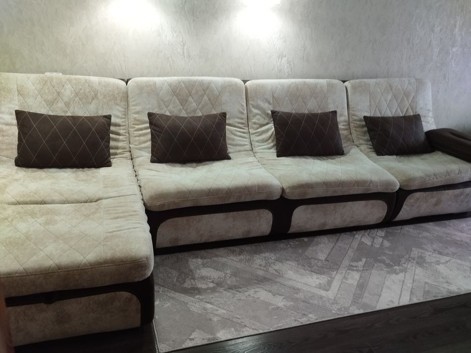 Диван угловой модульный