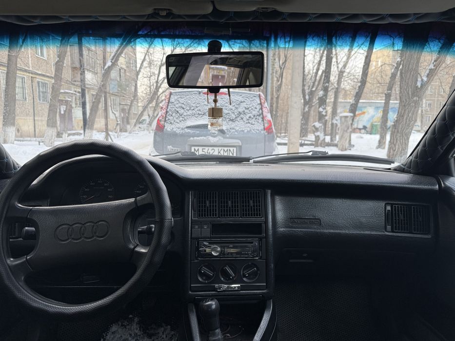 Ауди 80 В3 1991 г.в 1.8л
