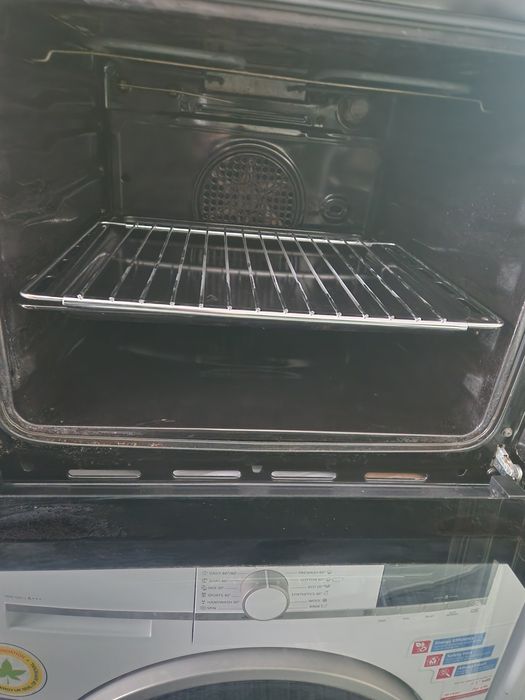 Фурна за вграждане Ikea Черна