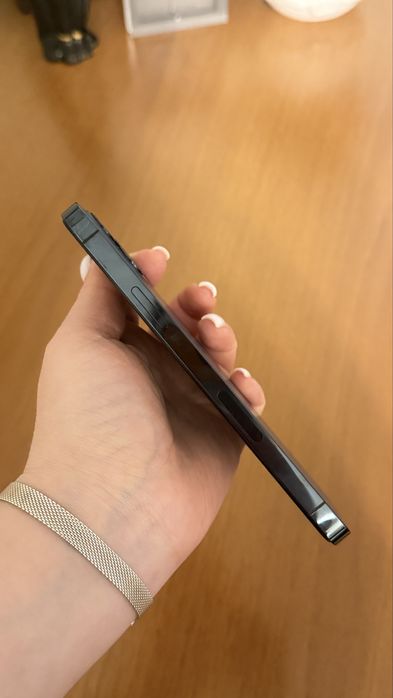 Айфон 12PRO. Без ремонта.АКБ -81%