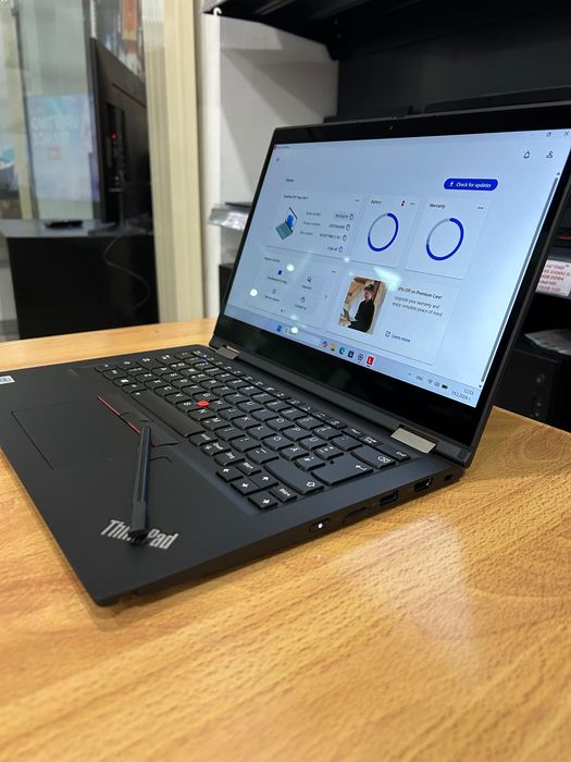 Като нов! Лаптоп Lenovo X13 Yoga touch i5/8GB RAM/256 NVMe, 3 м. гар.