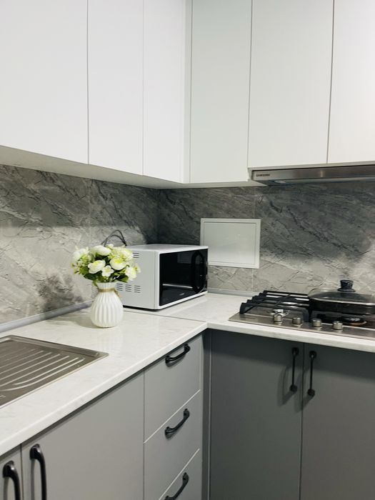 Квартира посуточно в районе КАРАВАН  САРАЙ