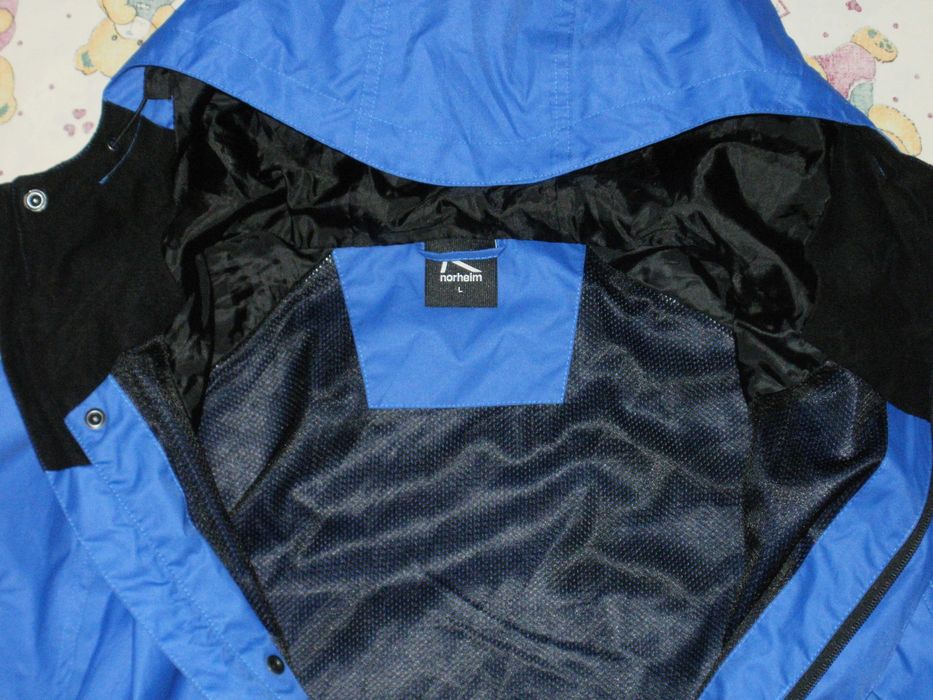 NORHEIM страхотна нова мъжка ветровка L