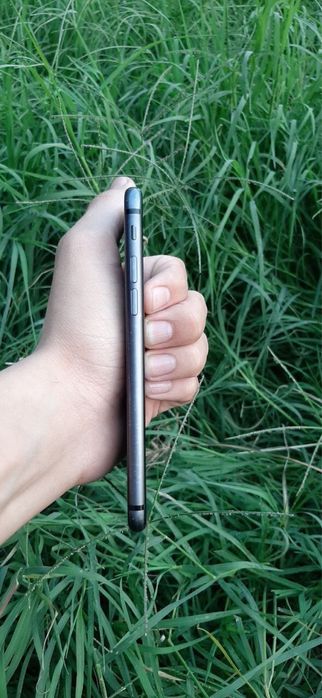 iphone 8 yomkst 90 radnoy