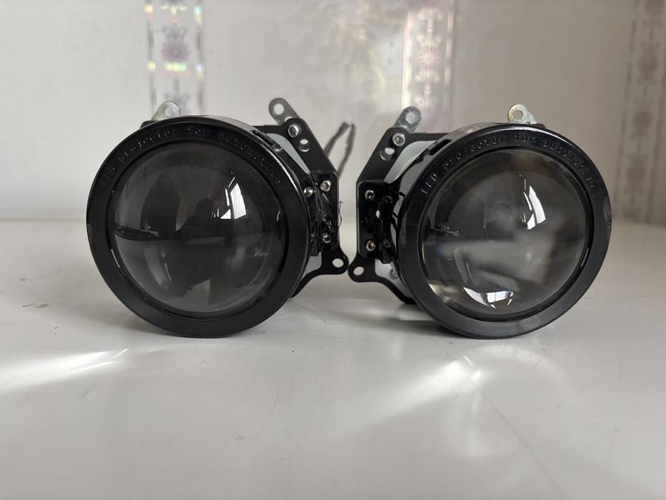 Лед фара для машин