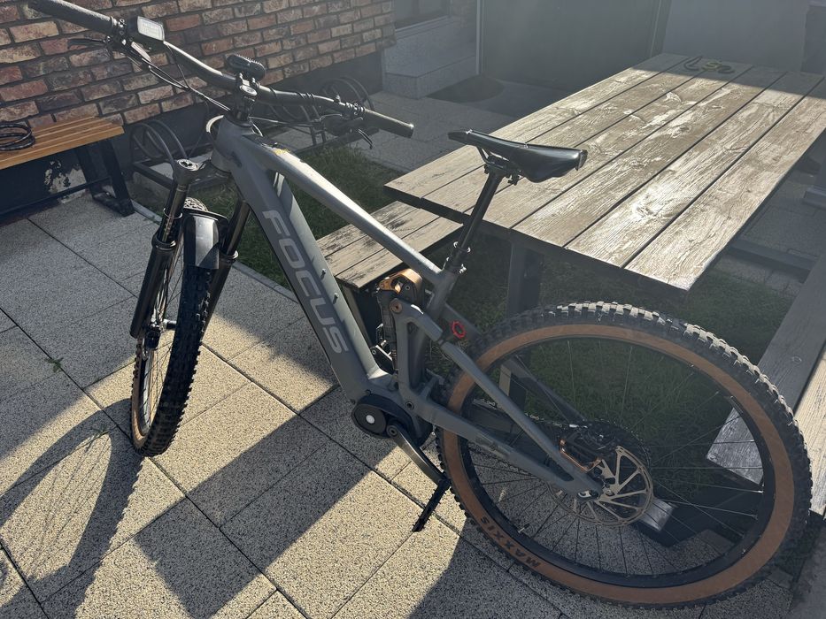 Inchiriez bicicleta electrica eMTB