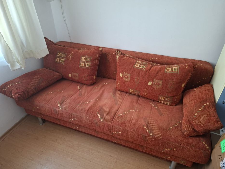 Мебели за спалня