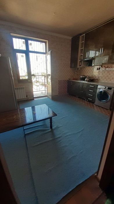 Uy sotiladi 2 xonali