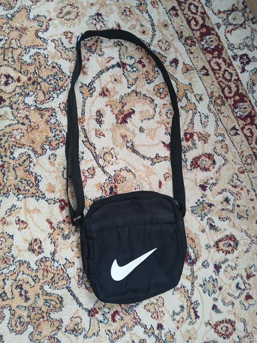 Сумка найк 3 карманы