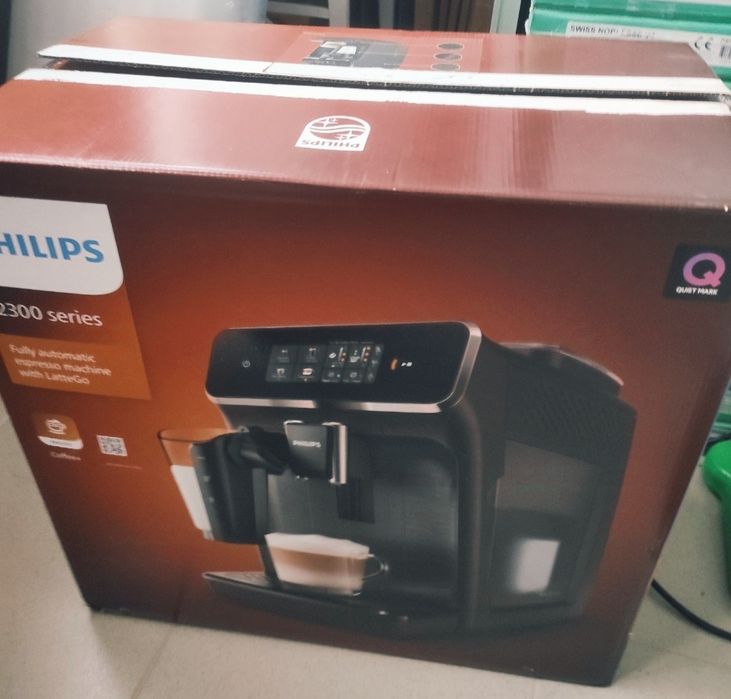 Като нов кафеавтомат PHILIPS 2300 EP2331/10 1800 мл 15 бара с-ма Latte